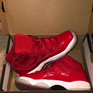 Red Jordan 11’s